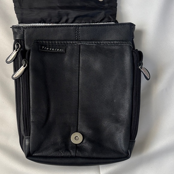 Travelon Luggage Anti-Theft Bag Tan 3 Zippered Compartments - Picture 3 of 8